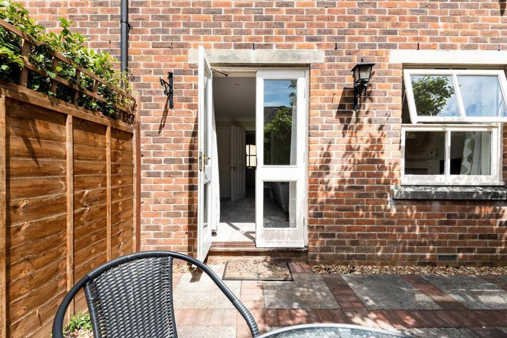 Central Village Cottage, The Corders Moreton-in-Marsh Exteriör bild